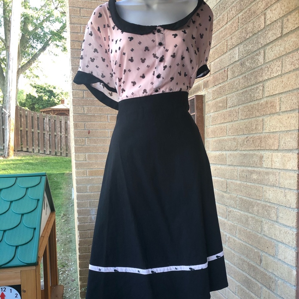 Torrid Sz 28 Mini Mouse Swing dress NWT